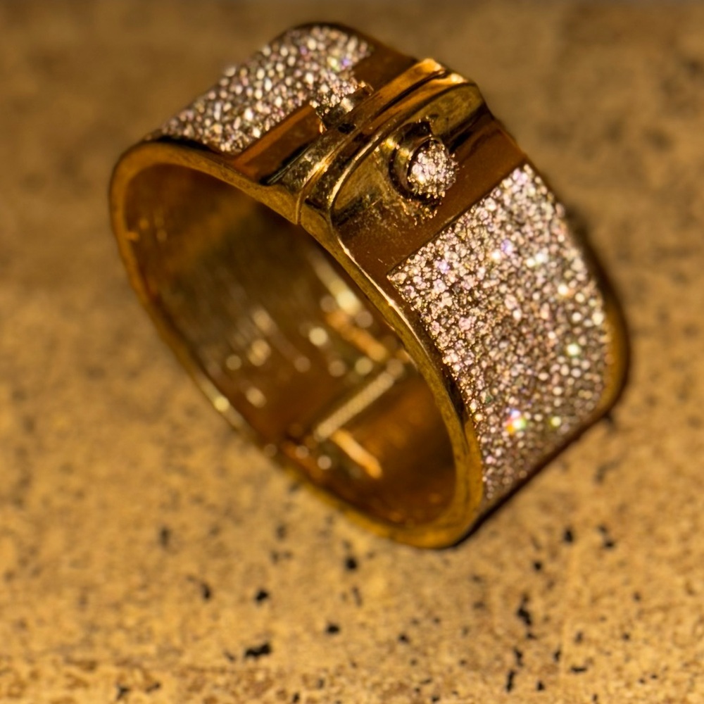 GLAM MOB WIFE CUFF BRACELET